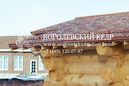 Крыша деревянного дома