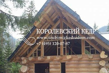 Крыша деревянного дома
